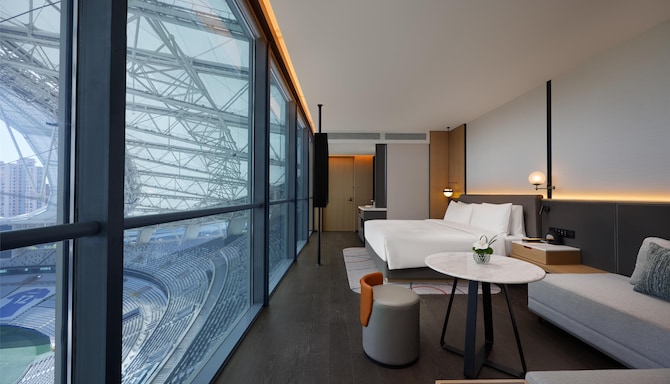 Radisson Blu Hotel, Shanghai Stadium - Executive Skyline View