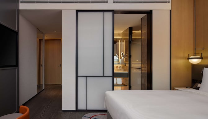 Radisson Blu Hotel, Shanghai Stadium - Standard Room Queen bed
