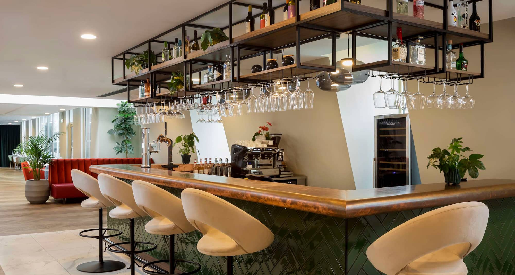 Radisson Blu Hotel, Sheffield - Governor Gupta bar