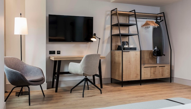 Radisson Blu Hotel, Sheffield - Superior Room with city garden view