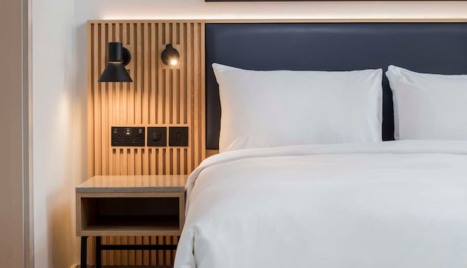 Radisson Blu Hotel, Sheffield - Superior Room with city garden view