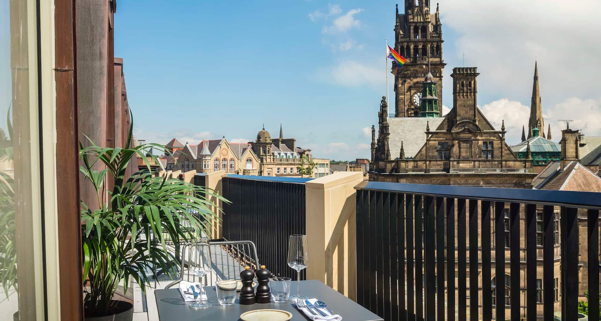Radisson Blu Hotel, Sheffield - Governor Gupta terrace