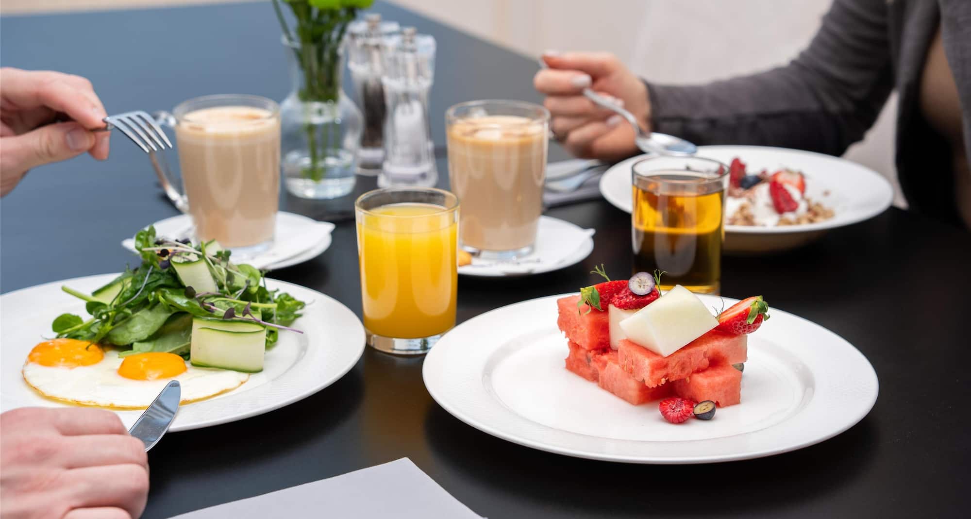 Radisson Blu Hotel and Spa, Daugava Riga - Breakfast setting