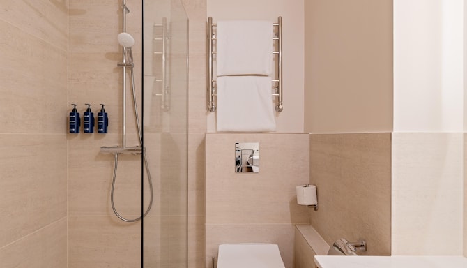Radisson Blu Hotel & Spa, Daugava Riga - One bedroom suite Bathroom