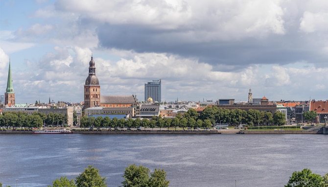 Radisson Blu Hotel & Spa, Daugava Riga - Вид из люкса