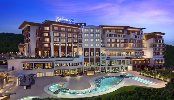 Radisson Blu Hotel & Spa, Istanbul Tuzla - Exterior