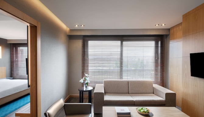 Radisson Blu Hotel & Spa, Istanbul Tuzla - Pool Suite bedroom