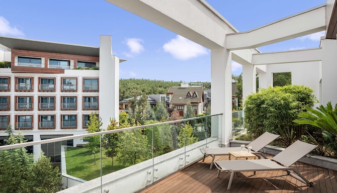 Radisson Blu Hotel & Spa, Istanbul Tuzla - Presidential Suite terrace