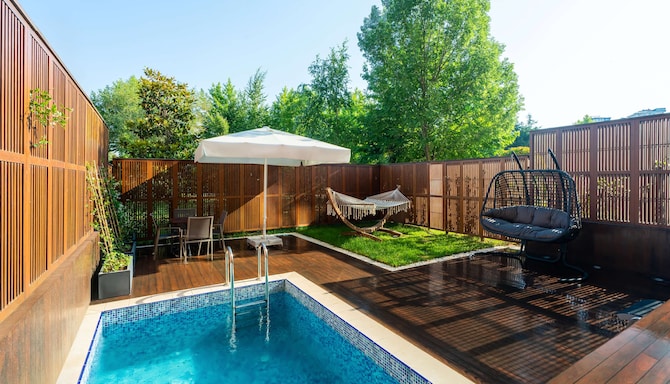 Radisson Blu Hotel & Spa, Istanbul Tuzla - Pool Suite Garden