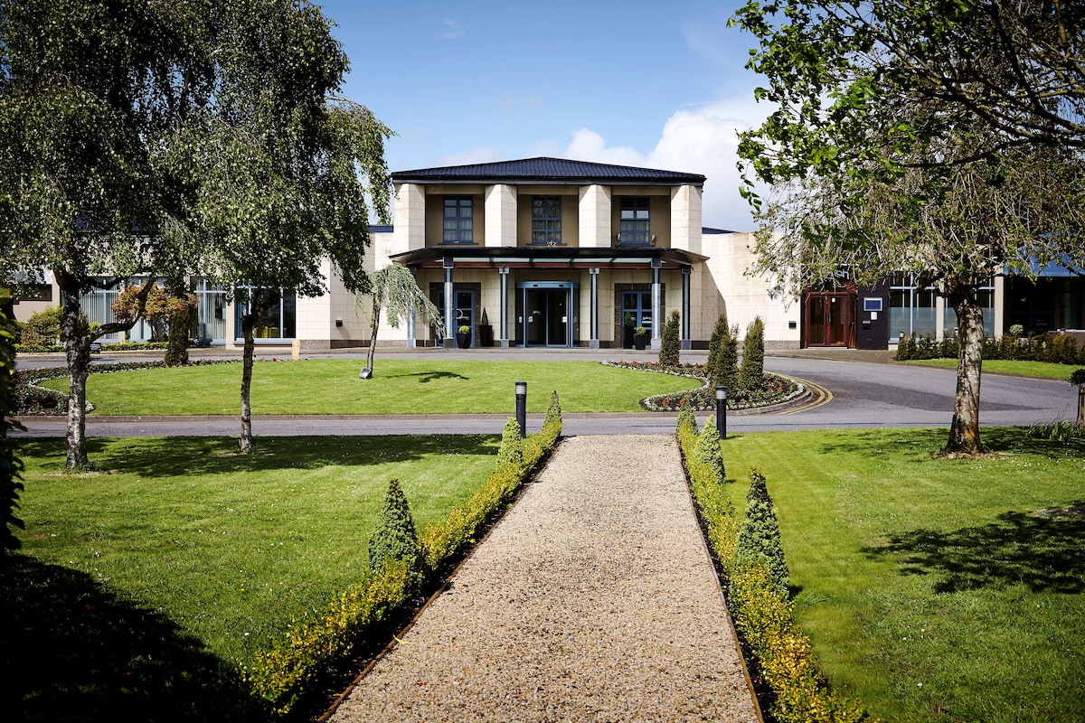 Radisson Blu Hotel & Spa, Limerick Gallery Image 1