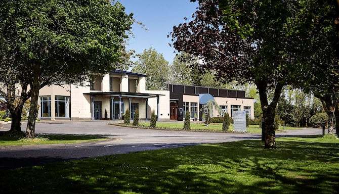 Radisson Blu Hotel & Spa, Limerick - Exterior