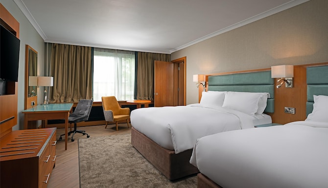 Radisson Blu Hotel & Spa, Limerick - Interconnecting Family Room