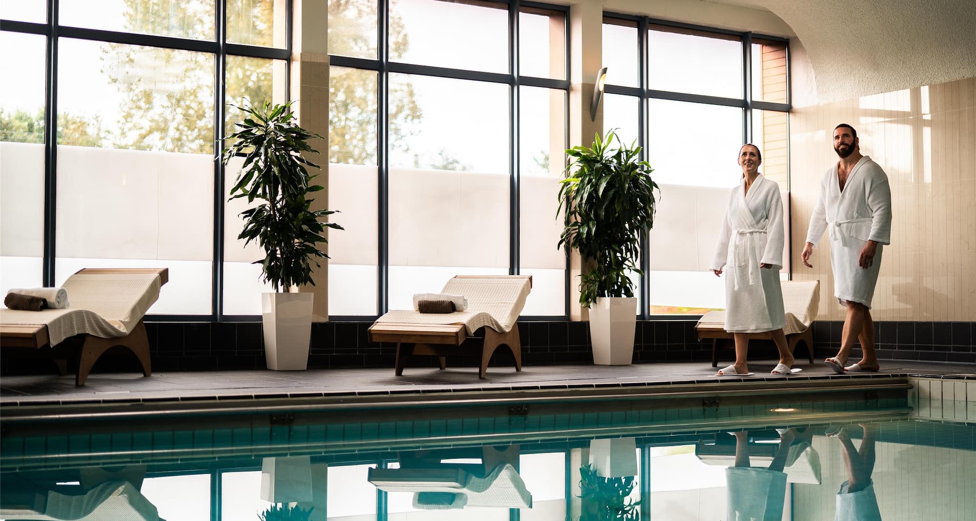 Radisson Blu Hotel and Spa, Limerick - Indoor Pool Lifestyle