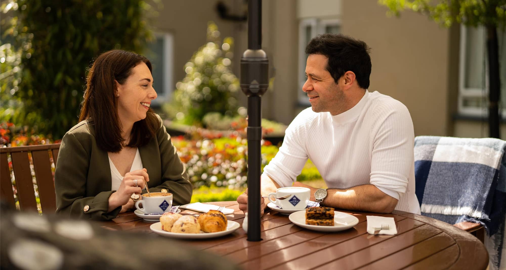 Radisson Blu Hotel and Spa, Limerick - Outdoor Dining Lifestyle