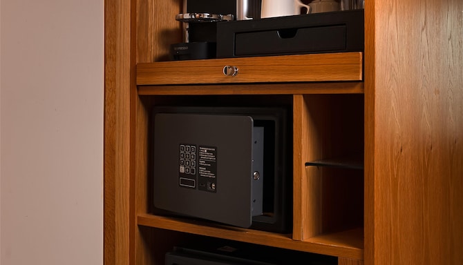 Radisson Blu Hotel & Spa, Limerick - Junior Suite Detail