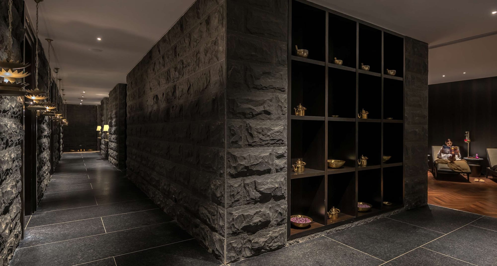 Radisson Blu Hotel and Spa, Nashik - Spa Corridor