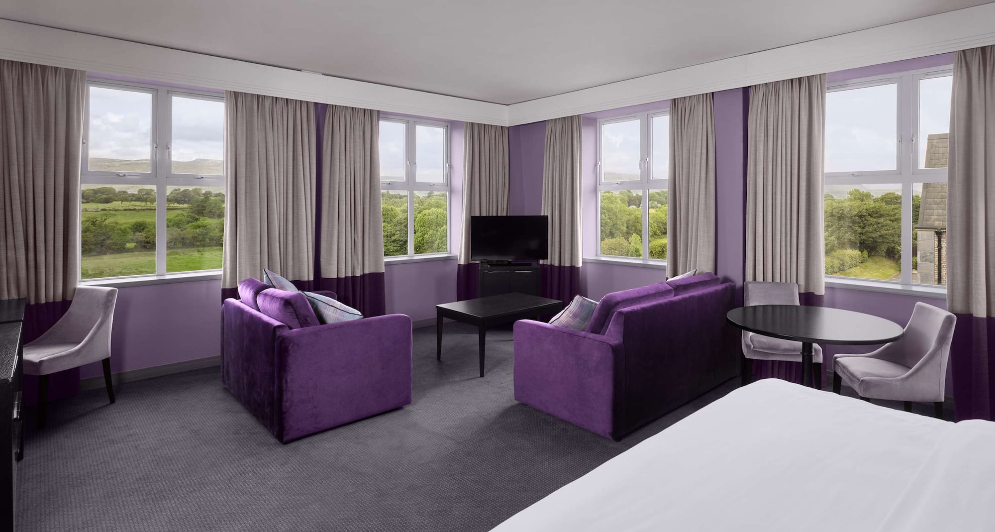 Radisson Blu Hotel and Spa, Sligo - Junior Suite - Mountain View