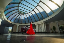 Radisson Blu Hotel and Suites GRT Chennai - Hotel entrance