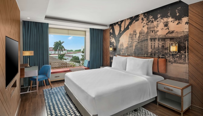 Radisson Blu Hotel & Suites GRT Chennai - Madras Memories Business Class Room