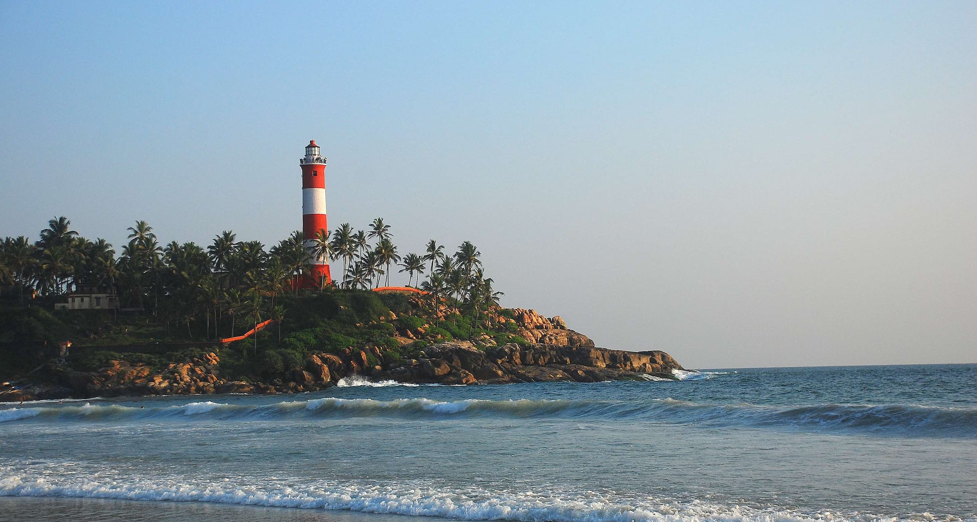 Stand tall above the waves at Kovalam Lighthouse’s timeless lookout