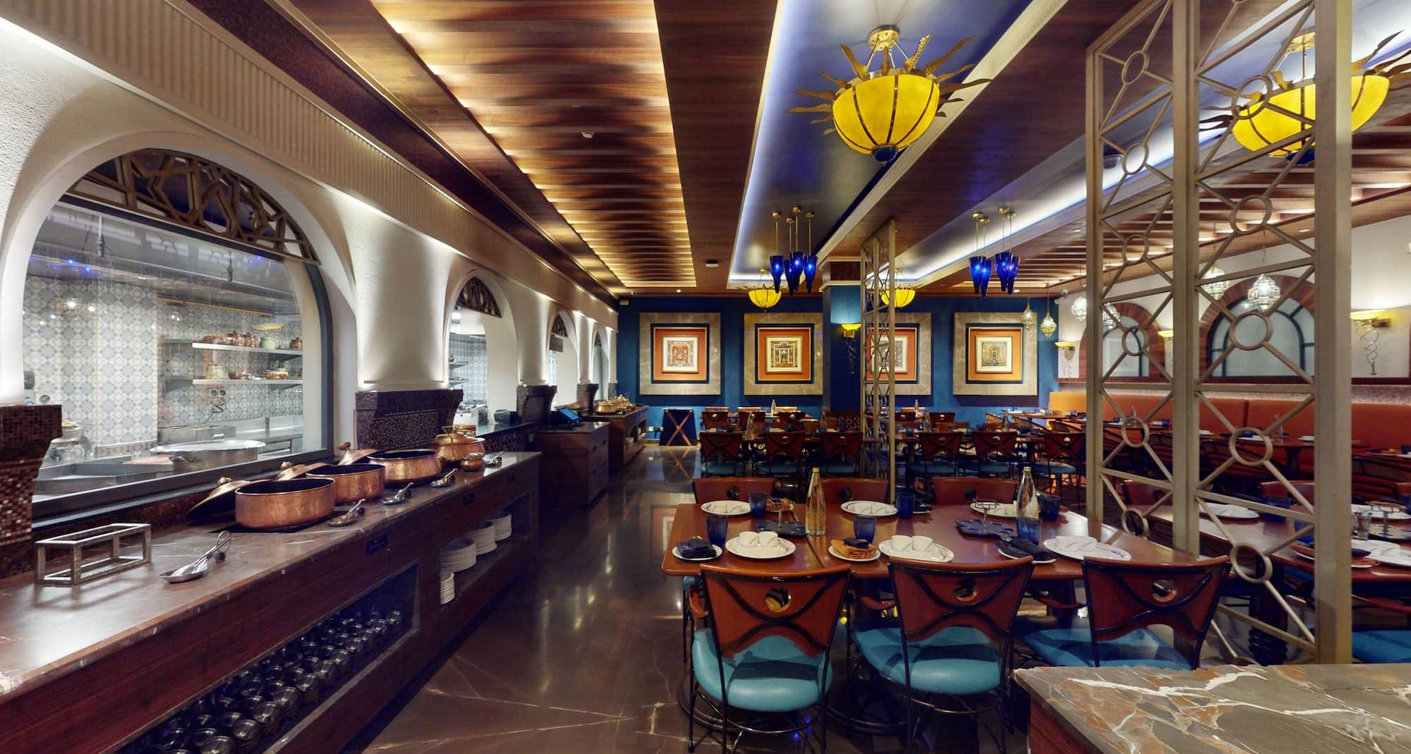 Radisson Blu Hotel and Suites GRT Chennai - The Great Kebab Factory Restaurant