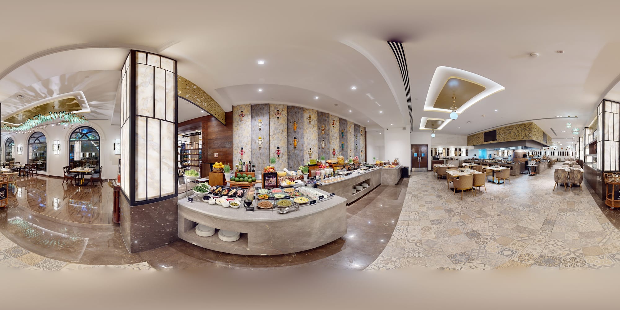 Radisson Blu Hotel & Suites GRT Chennai - Restaurant