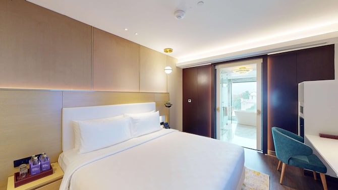 Radisson Blu Hotel & Suites GRT Chennai - One Bedroom Suite