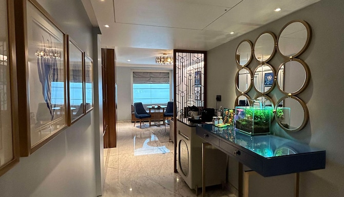 Executive Suite