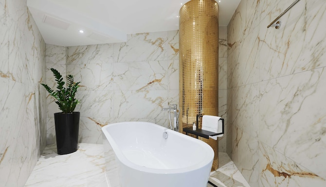 Radisson Blu Hotel, Szczecin - Suite Szczecin - High Floor  (9th floor) bathroom