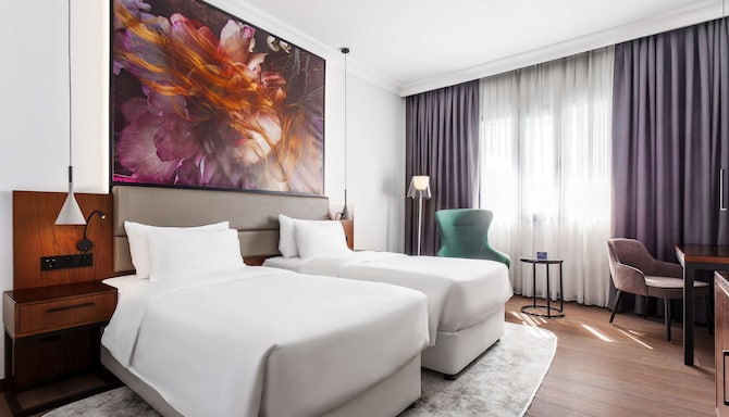 Radisson Blu Hotel, Tashkent - Standard Room with twin beds