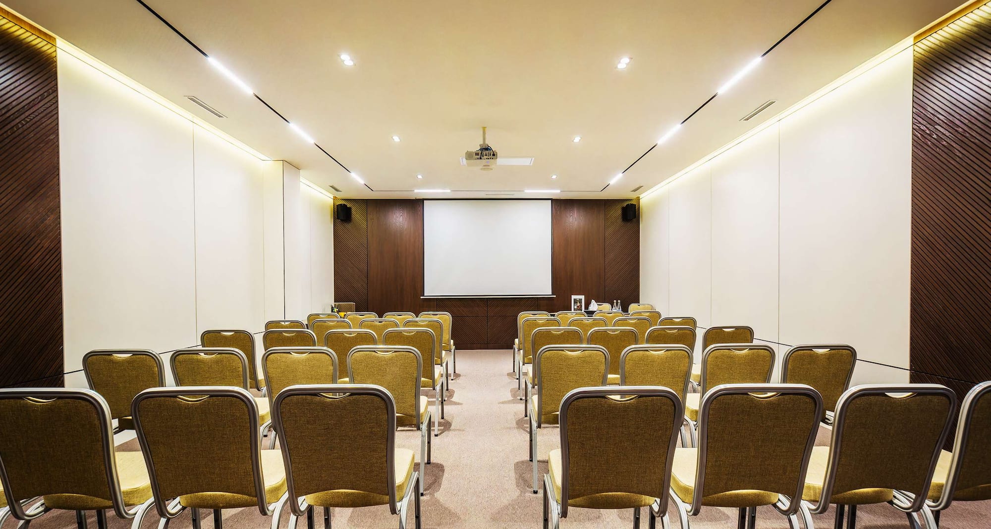 Radisson Blu Hotel, Tashkent - Conference room 'Sapphire'