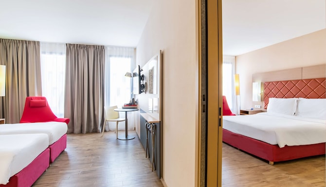Radisson Blu Hotel, Toulouse Airport - Family room