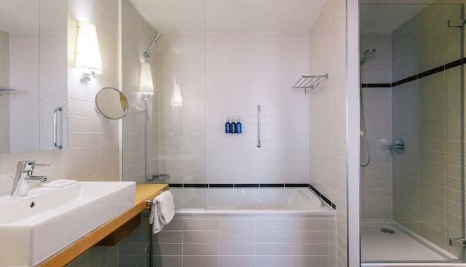 Radisson Blu Hotel, Toulouse Airport - Bain de suite