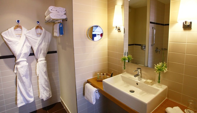 Radisson Blu Hotel, Toulouse Airport - Bain de suite