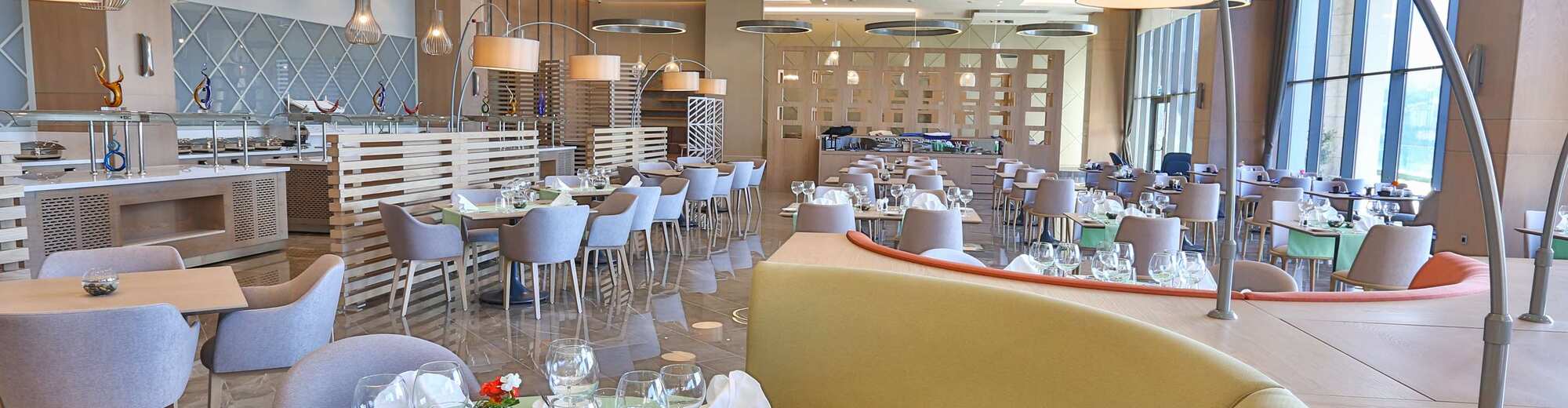 Radisson Blu Hotel, Trabzon - Queen A La Carte Restaurant