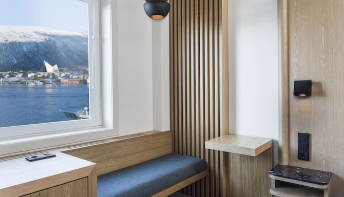 Radisson Blu Hotel, Tromsø, A Verified Net Zero Hotel - Standard Room Sea View