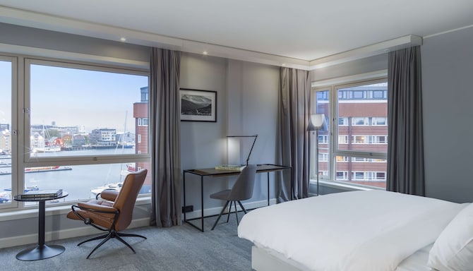 Radisson Blu Hotel, Tromsø, A Verified Net Zero Hotel - Junior Suite