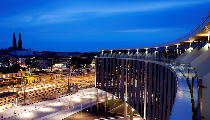 Radisson Blu Hotel, Uppsala - Hotel view at night