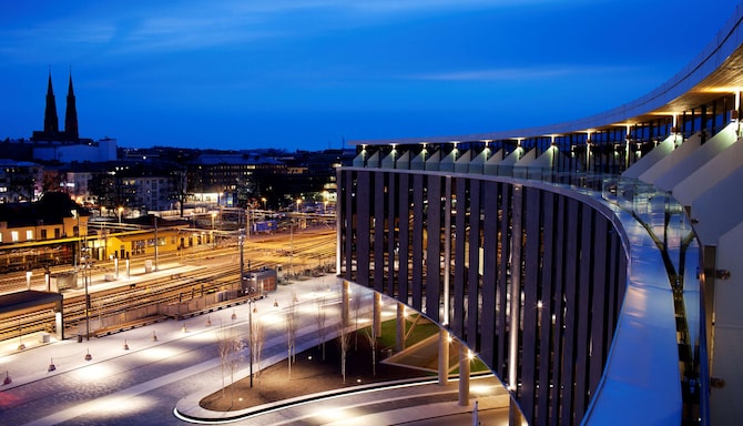 Radisson Blu Hotel, Uppsala - Hotel view at night