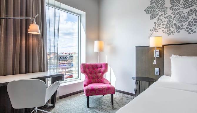 Radisson Blu Hotel, Uppsala - Standard Guest Room with City View