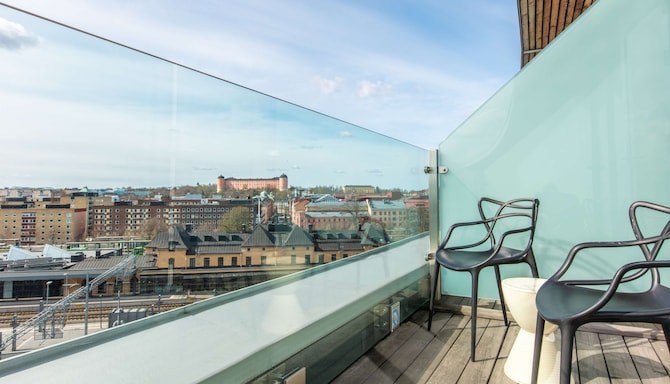 Radisson Blu Hotel, Uppsala - Standard Guest Room - City View & Balcony - Terrace