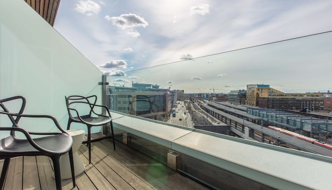 Radisson Blu Hotel, Uppsala - Standard Guest Room - City View & Balcony - Terrace/Balcony