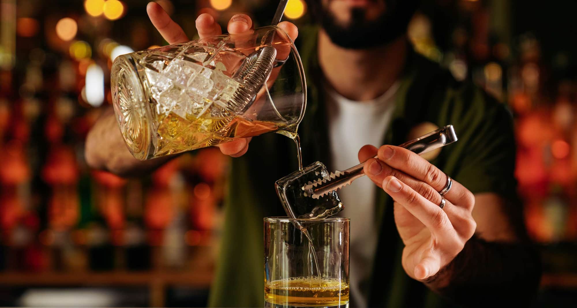 Radisson Blu Hotel, Yerevan - Bamboo Rooftop Bar & Restaurant