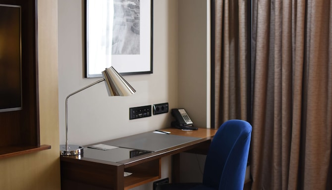 Radisson Blu Hotel, Yerevan - Superior Room