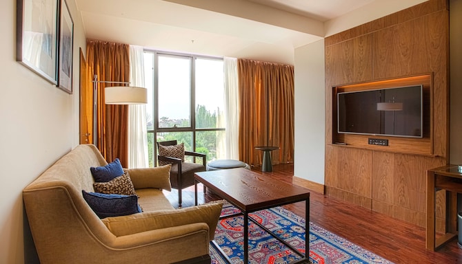 Radisson Blu Hotel, Yerevan - Suite