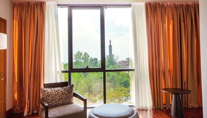 Radisson Blu Hotel, Yerevan - Suite