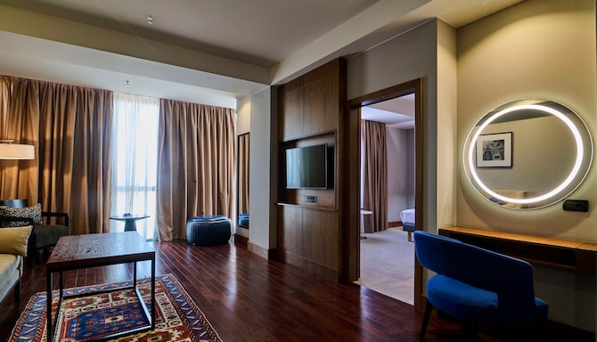 Radisson Blu Hotel, Yerevan - Suite