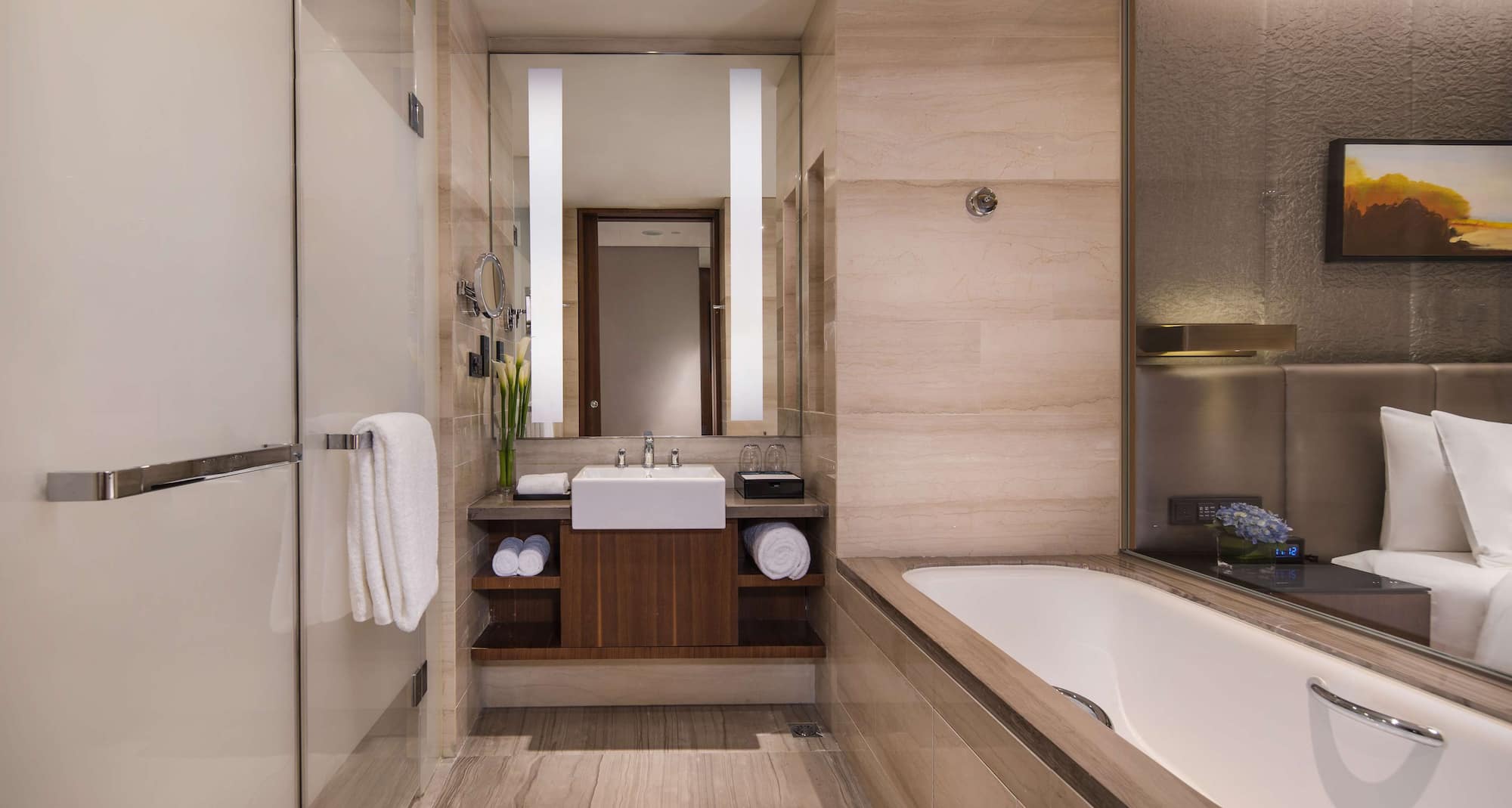Radisson Blu Hotel, Zhengzhou Huiji - Guest Room Bath