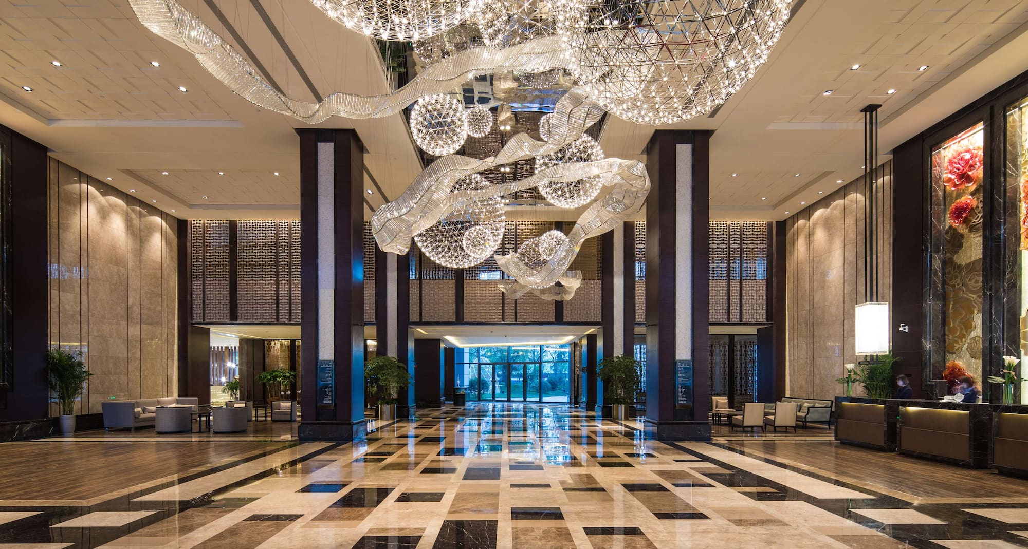 Radisson Blu Hotel, Zhengzhou Huiji - Hotel Lobby