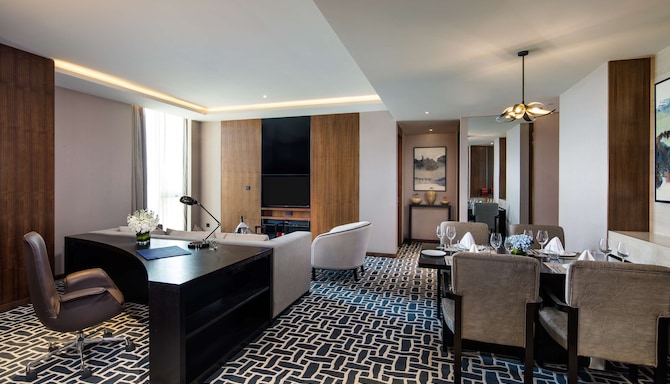 Radisson Blu Hotel, Zhengzhou Huiji - Executive Suite